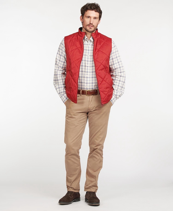 Men's Barbour Finn Vest Red | SBGA-37069