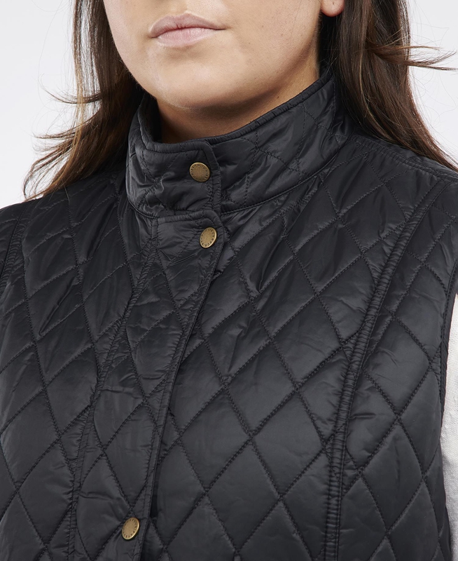 Women's Barbour Plus Otterburn Vest Black | AFQD-41976